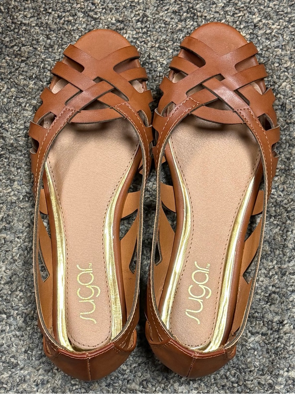Sugar Sayde Cognac Brown Woven Flat Sandals size 8.5